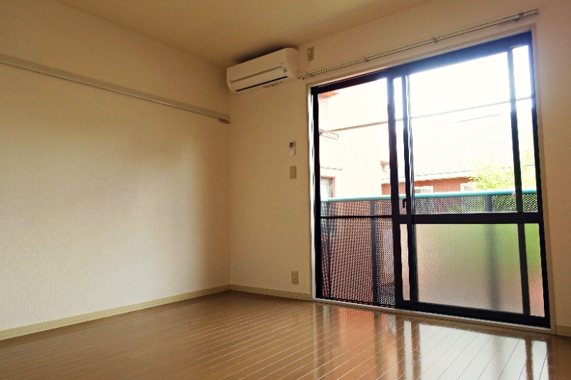 ファミリーマート 春日原駅前店